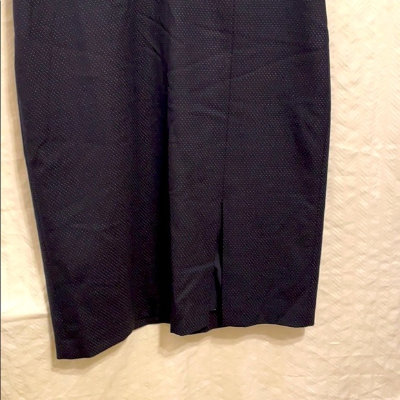 Ann Taylor Dress size 8 - Picture 3 of 8